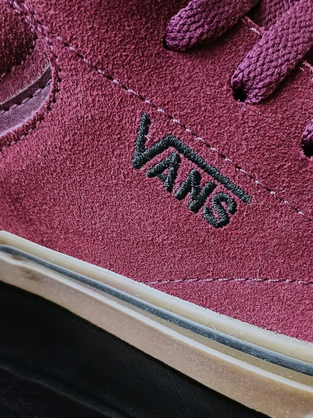 Vans Men's Seldan Suede Sneaker in Warm Amber Tone & Vintage Charm Port / Gum